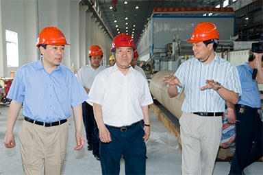 2007年5月25日，時(shí)任全國政協(xié)常委、經(jīng)濟(jì)委員會副主任、中國包裝聯(lián)合會會長石萬鵬一行來公司視察