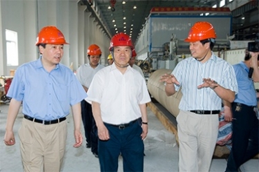 2007年5月25日，時任全國政協(xié)常委、經(jīng)濟(jì)委員會副主任、中國包裝聯(lián)合會會長石萬鵬一行來公司視察